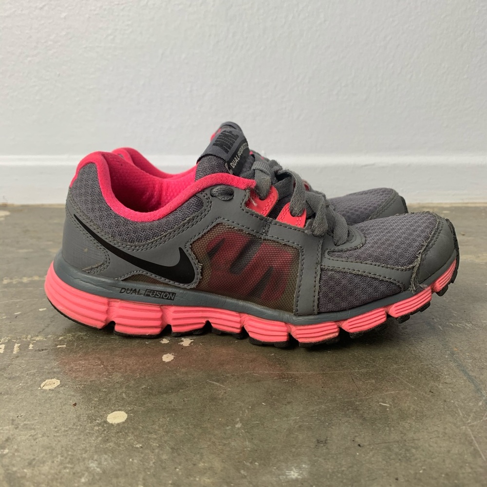 🚫SOLD🚫 Nike Dual Fusion ST 2 Running Shoe